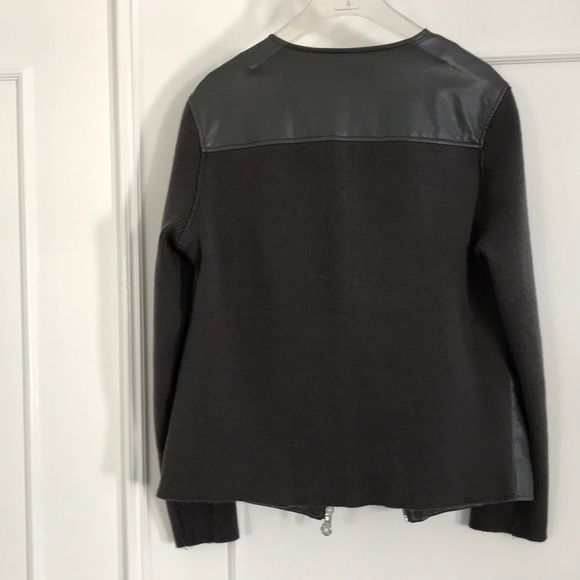 Jaclyn Smith sweater size M - Picture 6 of 9
